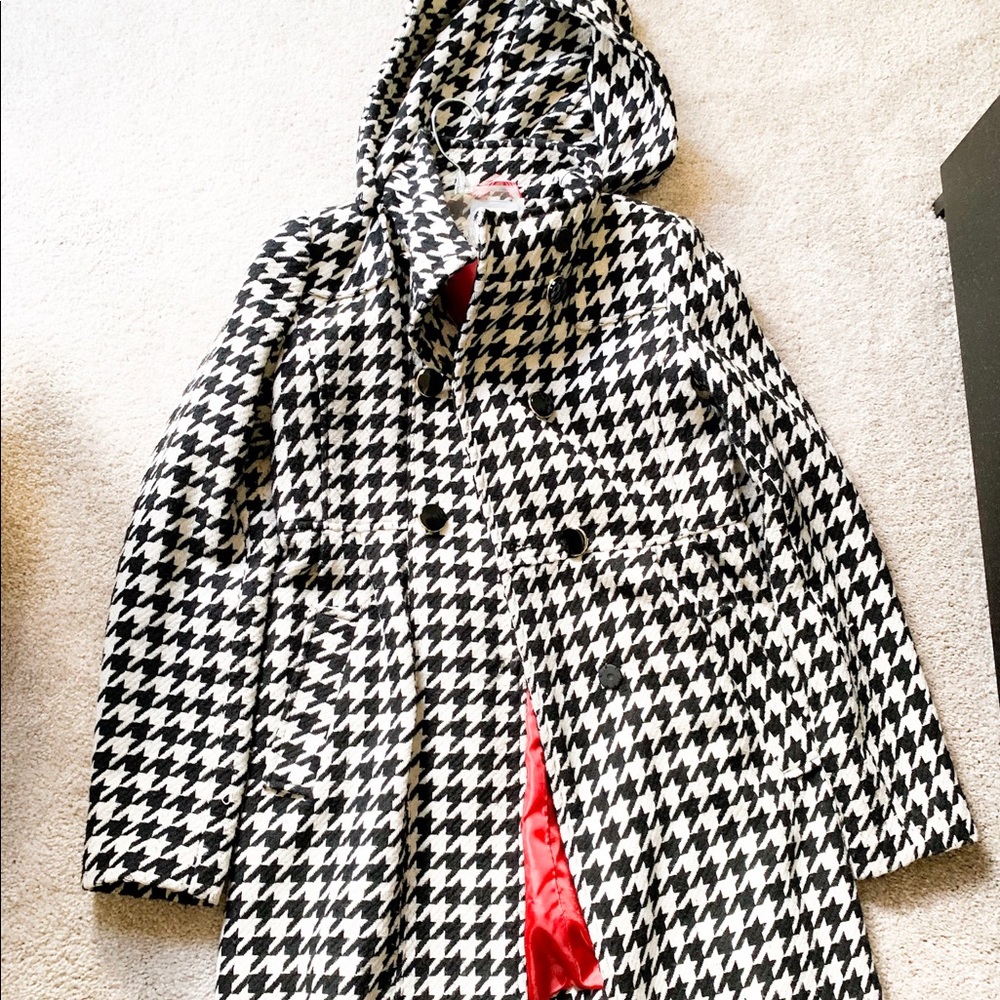 Women’s Houndstooth Peacoat